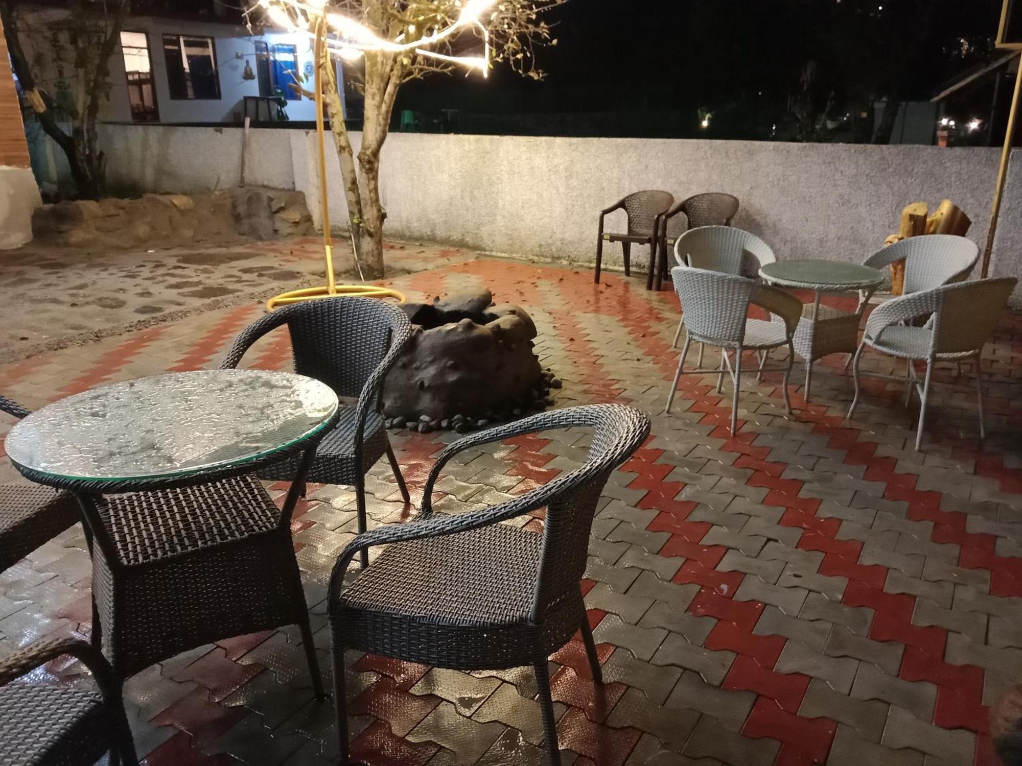 Resort Apple Flower By Manali Mall Road Exterior foto
